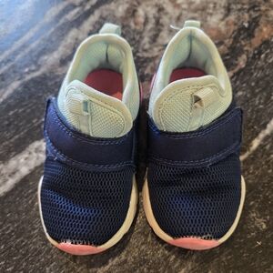 Carters Sneakers size 5